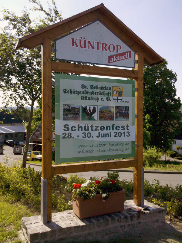 Ortsschild_Schuetzenfest_2013_kl